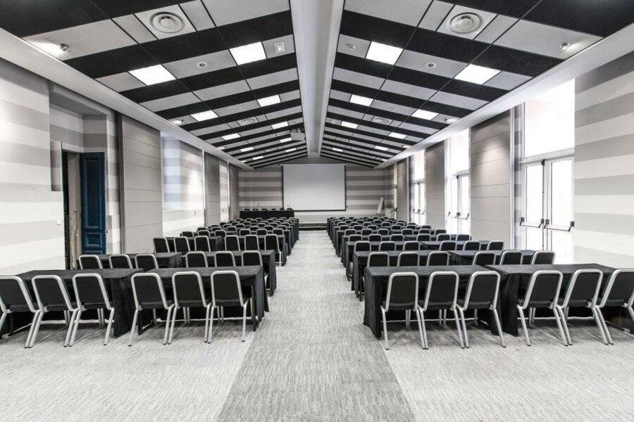 Hotel Le Saint Paul conference room,meeting room