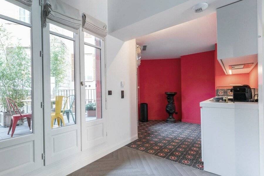 L'Abeille - Boutique Apartments 