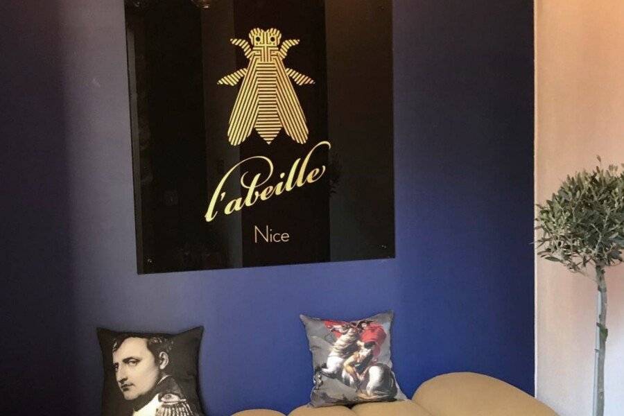 L'Abeille - Boutique Apartments 