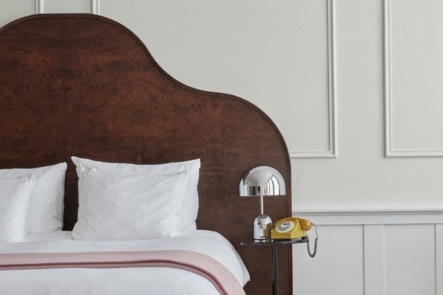 Pulitzer Amsterdam hotel bedroom