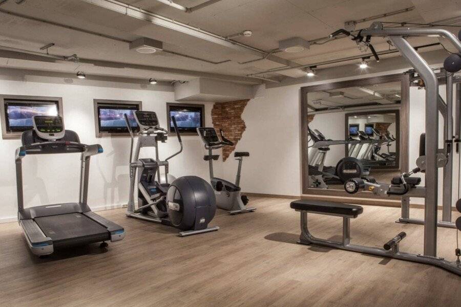 Radisson Blu Hotel City Center fitness centre