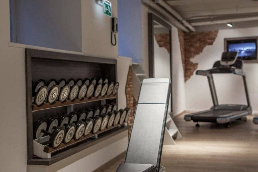 Radisson Blu Hotel City Center fitness centre