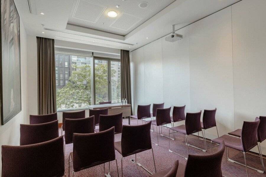 Crowne Plaza Amsterdam conference room,meeting room