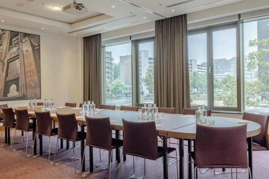 Crowne Plaza Amsterdam conference room,meeting room