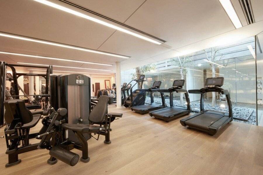 Conservatorium Hotel fitness centre