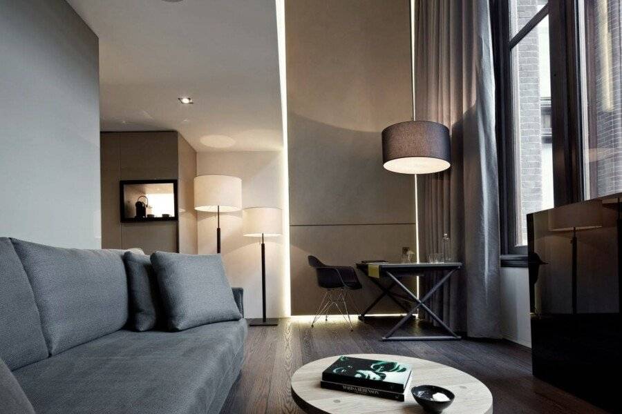 Conservatorium Hotel hotel bedroom