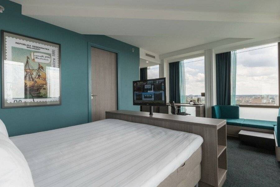 Leonardo Hotel Rembrandtpark hotel bedroom