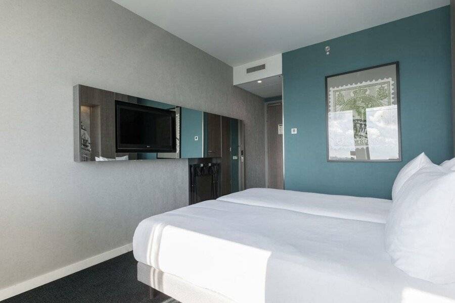 Leonardo Hotel Rembrandtpark hotel bedroom