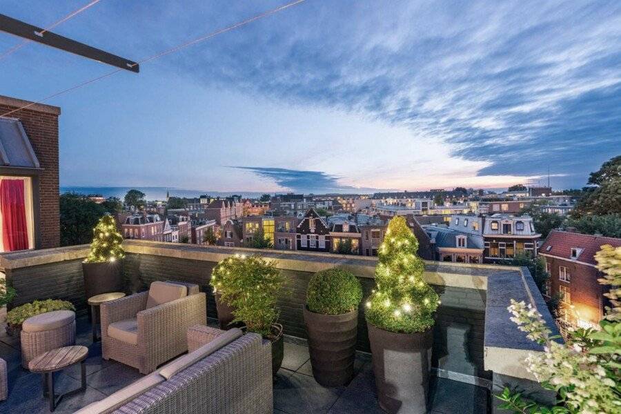 Andaz Amsterdam Prinsengracht rooftop pool,ocean view