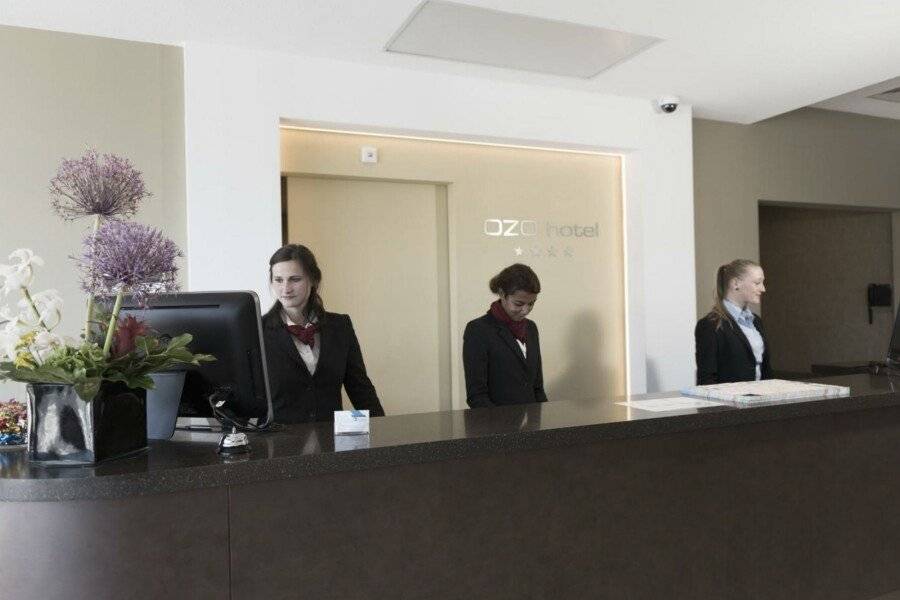 OZO Hotels Arena Amsterdam front desk,lobby