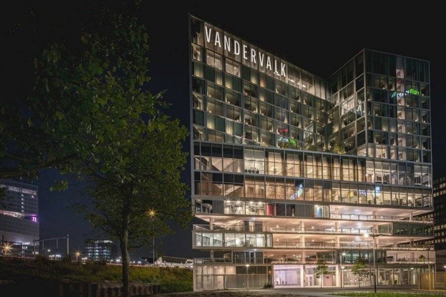 Van der Valk Hotel Zuidas -Rai facade