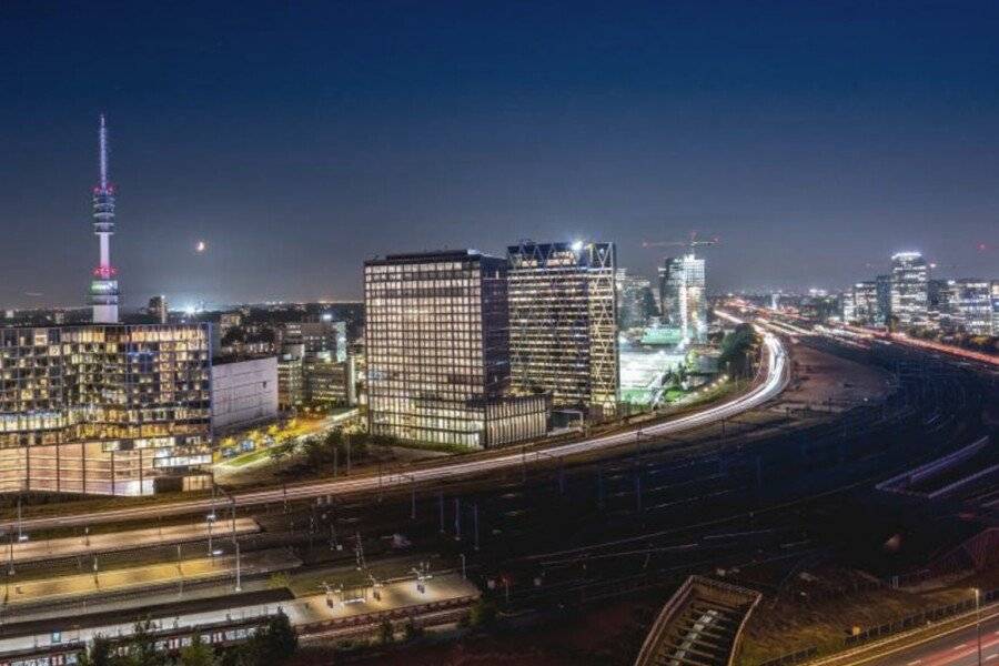 Van der Valk Hotel Zuidas -Rai 