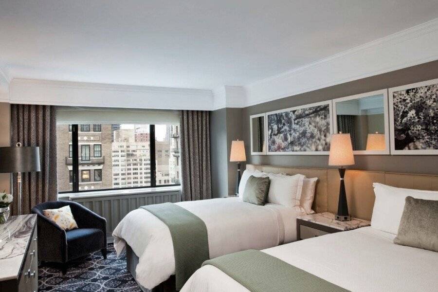 Loews Regency New York Hotel hotel bedroom