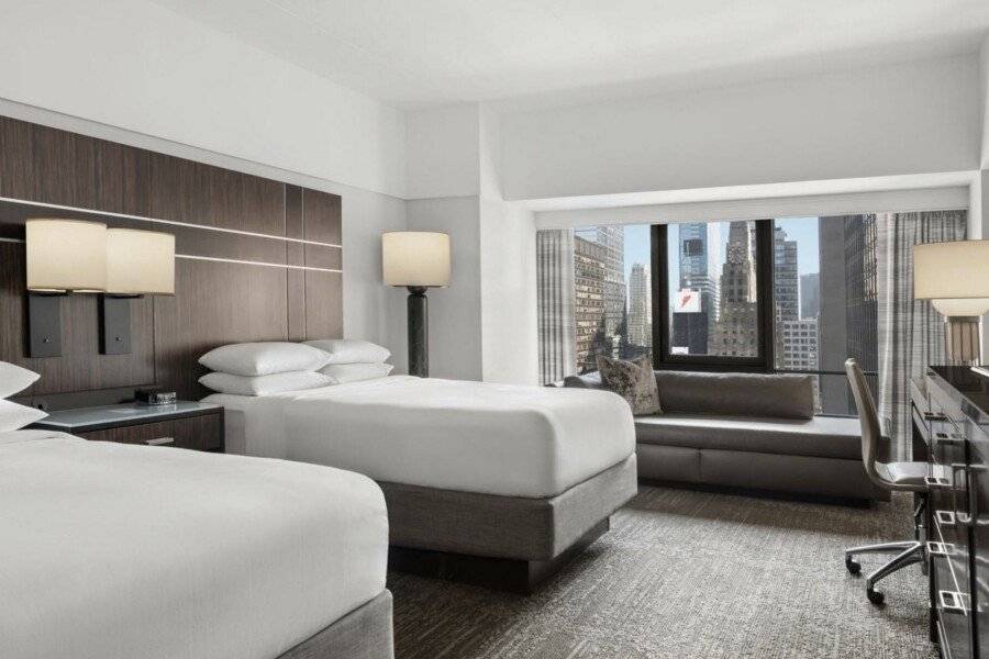 New York Marriott Marquis hotel bedroom