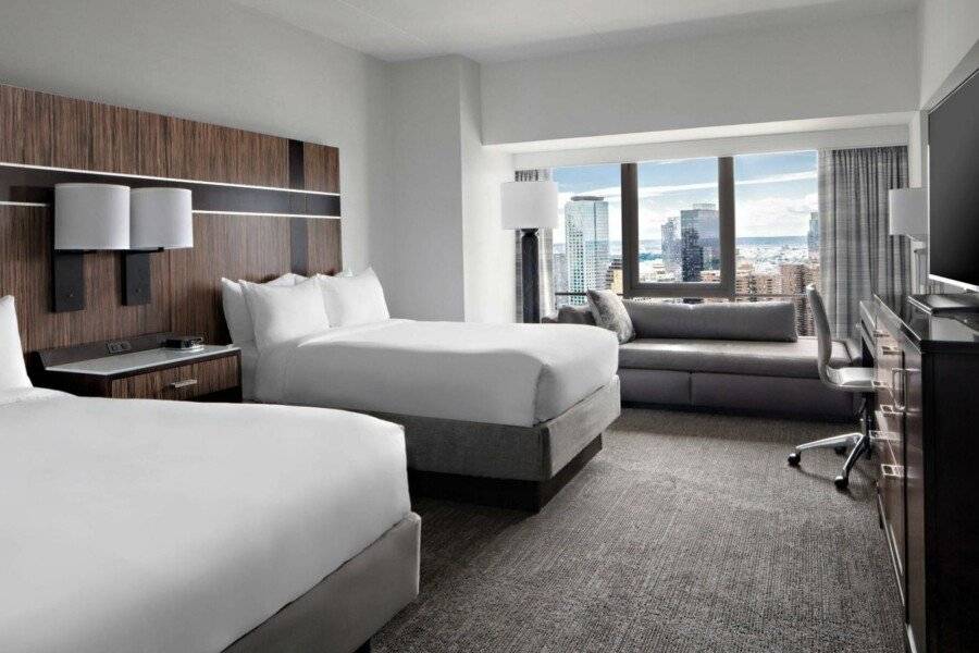 New York Marriott Marquis hotel bedroom,city view