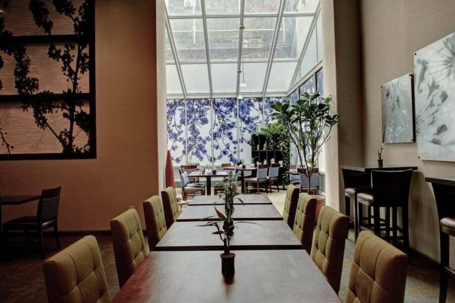 Hilton Garden Inn/Manhattan-Chelsea restaurant