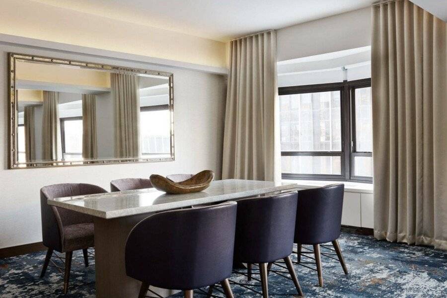 New York Hilton Midtown conference room