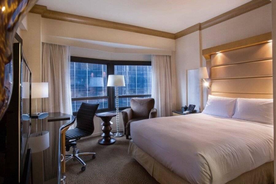 New York Hilton Midtown hotel bedroom