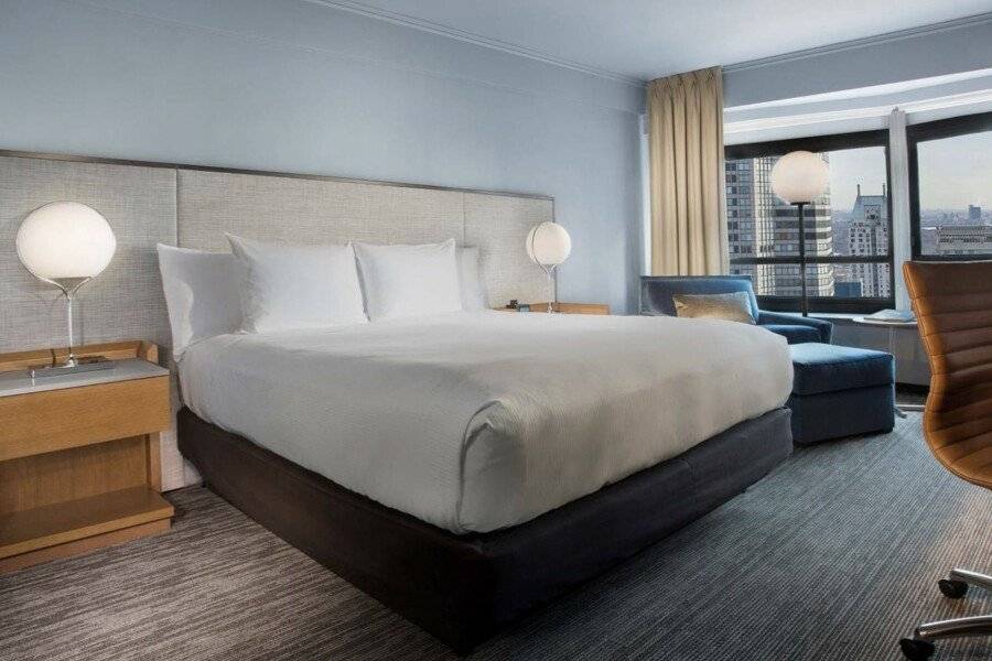 New York Hilton Midtown hotel bedroom