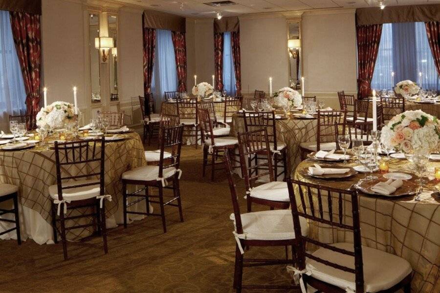 Warwick New York restaurant,conference room