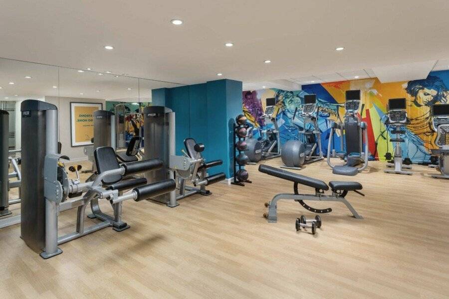 The Lexington Hotel, Autograph Collection fitness centre