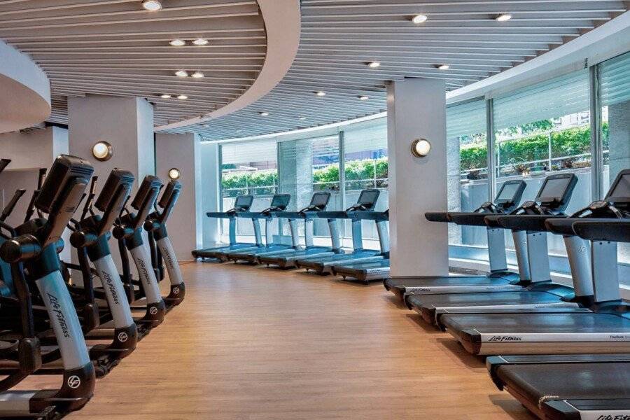 Sheraton New York Times Square Hotel fitness centre