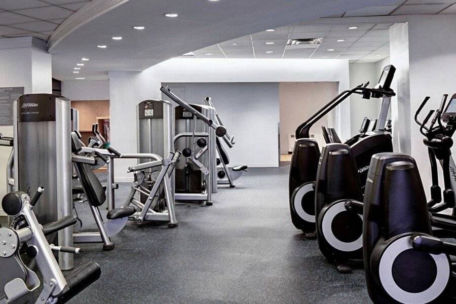 Sheraton New York Times Square Hotel fitness centre