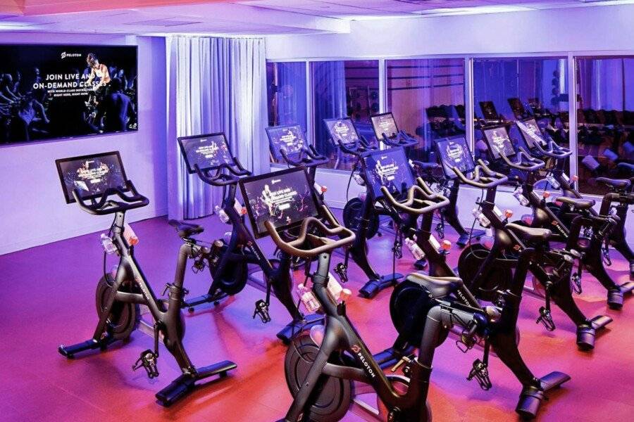 Sheraton New York Times Square Hotel fitness centre