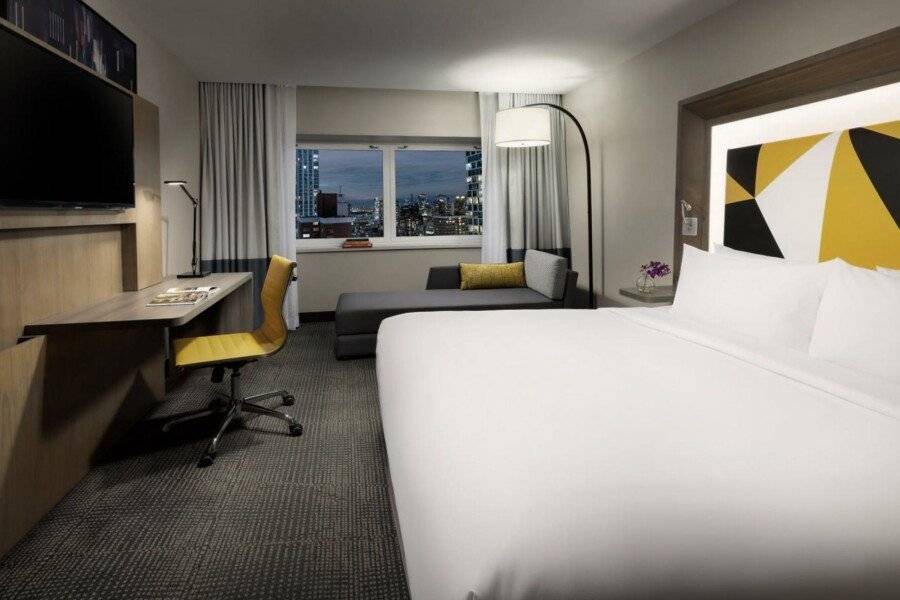 M Social Hotel Times Square hotel bedroom