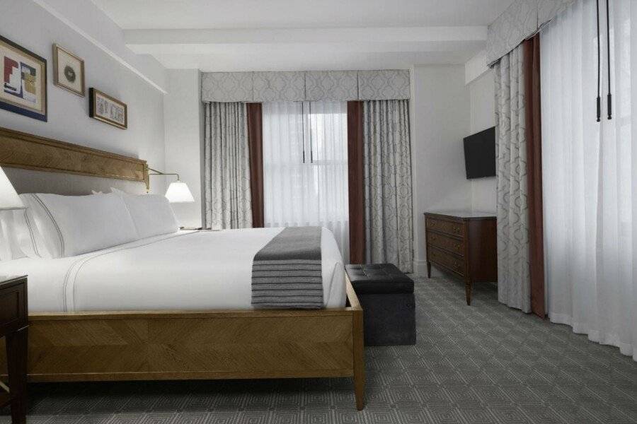 InterContinental New York Barclay Hotel hotel bedroom