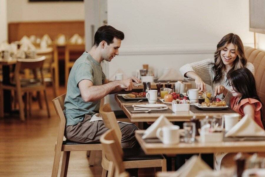 The Westin at Times Square restaurant, breakfast