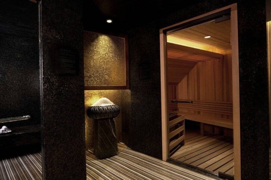 The Peninsula New York spa, sauna