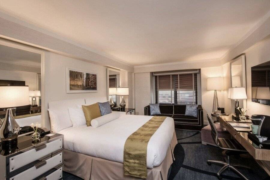 70 Park Avenue Hotel hotel bedroom