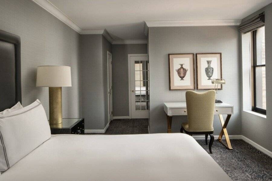 The Manhattan Club hotel bedroom