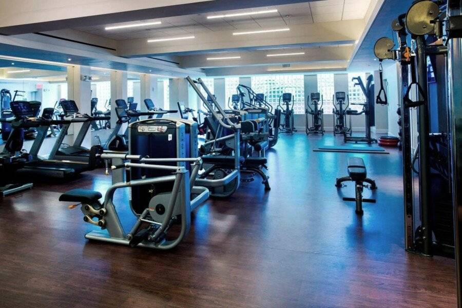 New York Marriott Downtown fitness centre