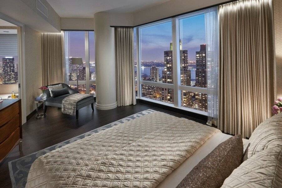 Mandarin Oriental, hotel bedroom,ocean view