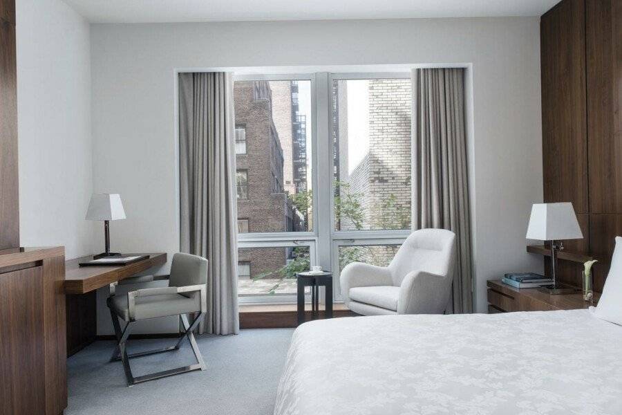 The Langham, New York, Fifth Avenue hotel bedroom