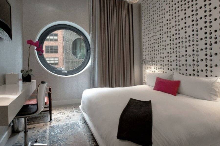 Dream Downtown, by Hyatt hotel bedroom