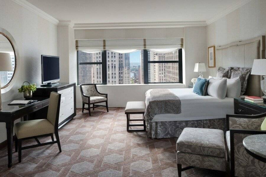 Lotte New York Palace hotel bedroom,city view