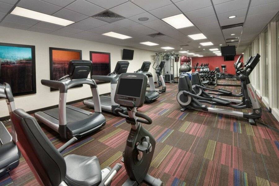 Courtyard by Marriott Times Square West fitness centre