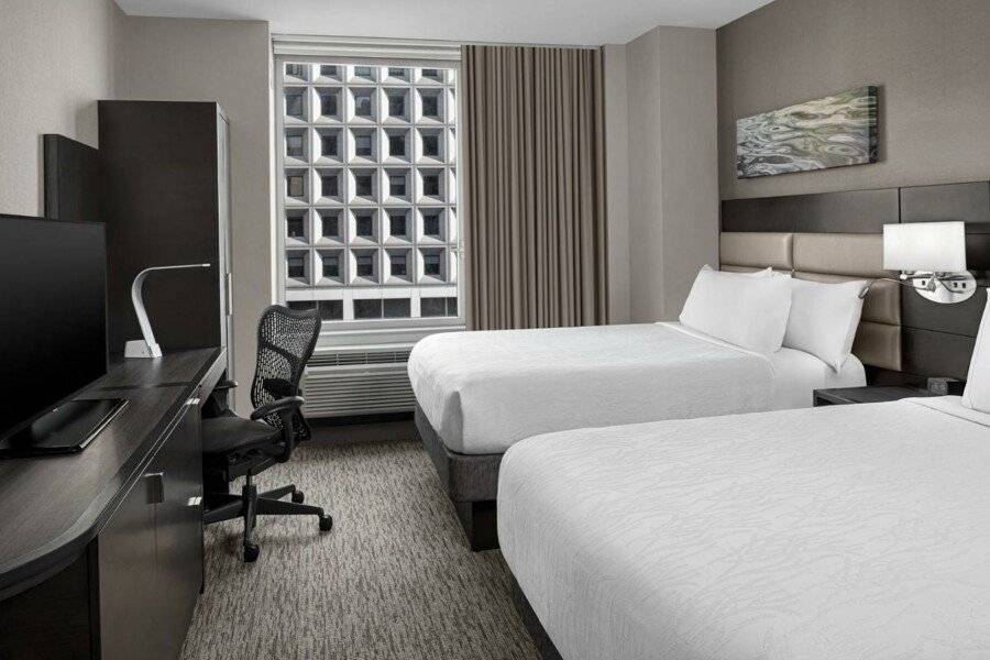 Hilton Garden Inn NYC Financial Center/Manhattan Downtown hotel bedroom