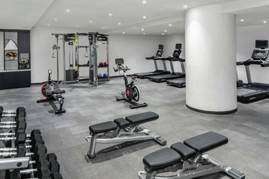 SpringHill Suites by Marriott Manhattan/Times Square South fitness centre