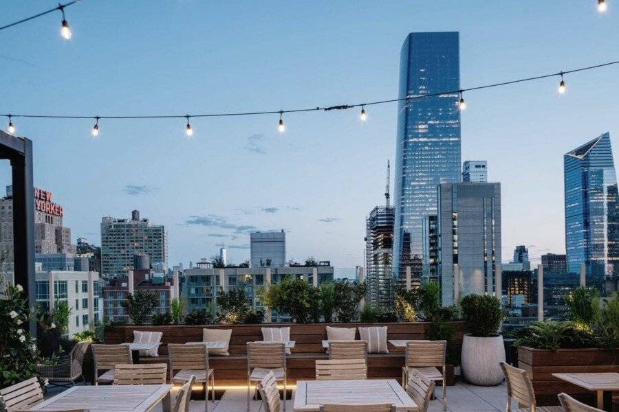 Arlo Midtown rooftop pool, restaurant, bar, outdoor pool