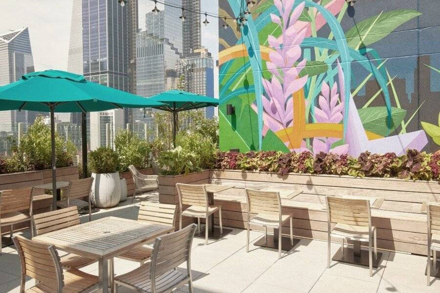 Arlo Midtown rooftop pool, restaurant, bar, garden