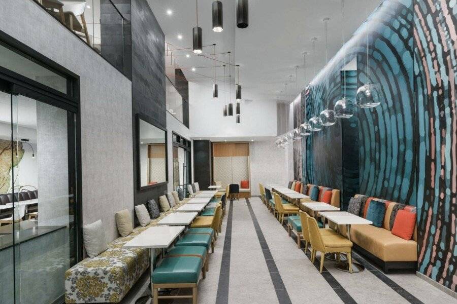 SpringHill Suites by Marriott Manhattan Chelsea restaurant