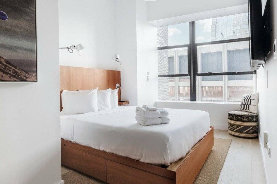 Placemakr Wall Street hotel bedroom