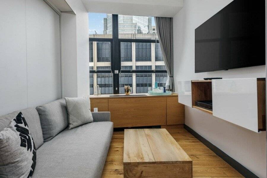 Placemakr Wall Street hotel bedroom