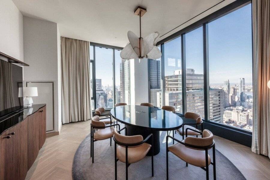 Tempo By Hilton Times Square 