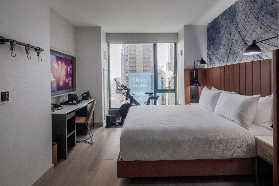 Tempo By Hilton Times Square hotel bedroom