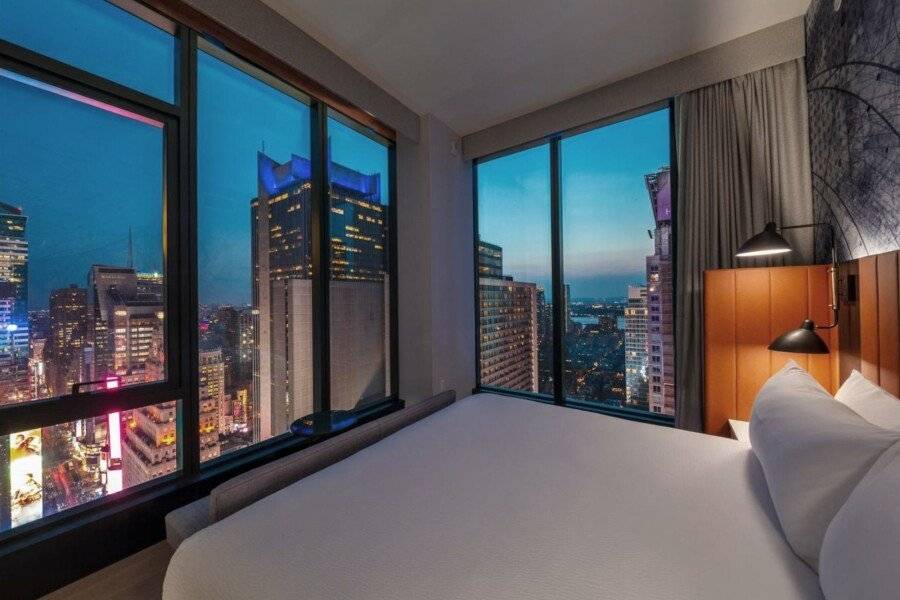 Tempo By Hilton Times Square hotel bedroom,ocean view